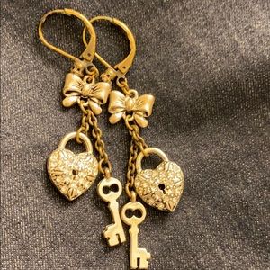 Betsey Johnson Heart lock & Key bow earrings